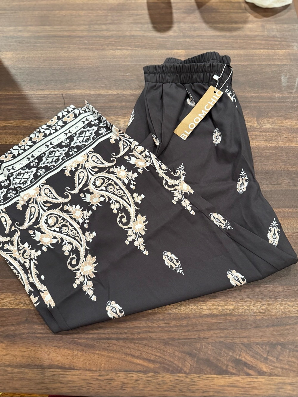 BloomChic Black Paisley-Print Wide Leg Pants with Cream Accents